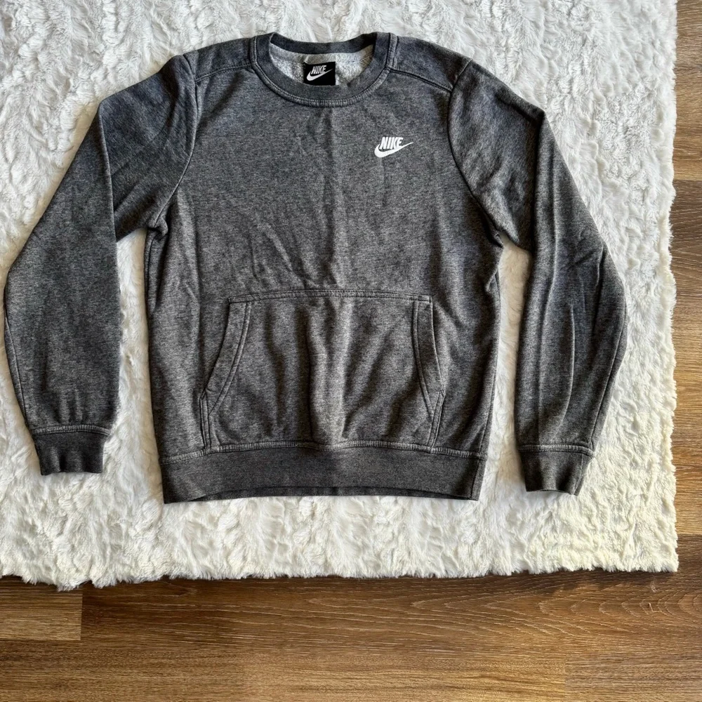 Women’s Nike Grey Crewneck Sweatshirt with Kangaroo Pocket - Picture 1 of 4